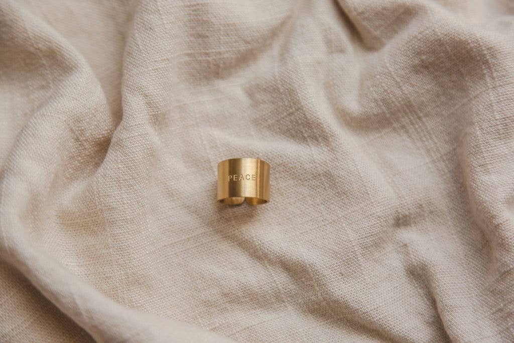 14K Peace Ring
