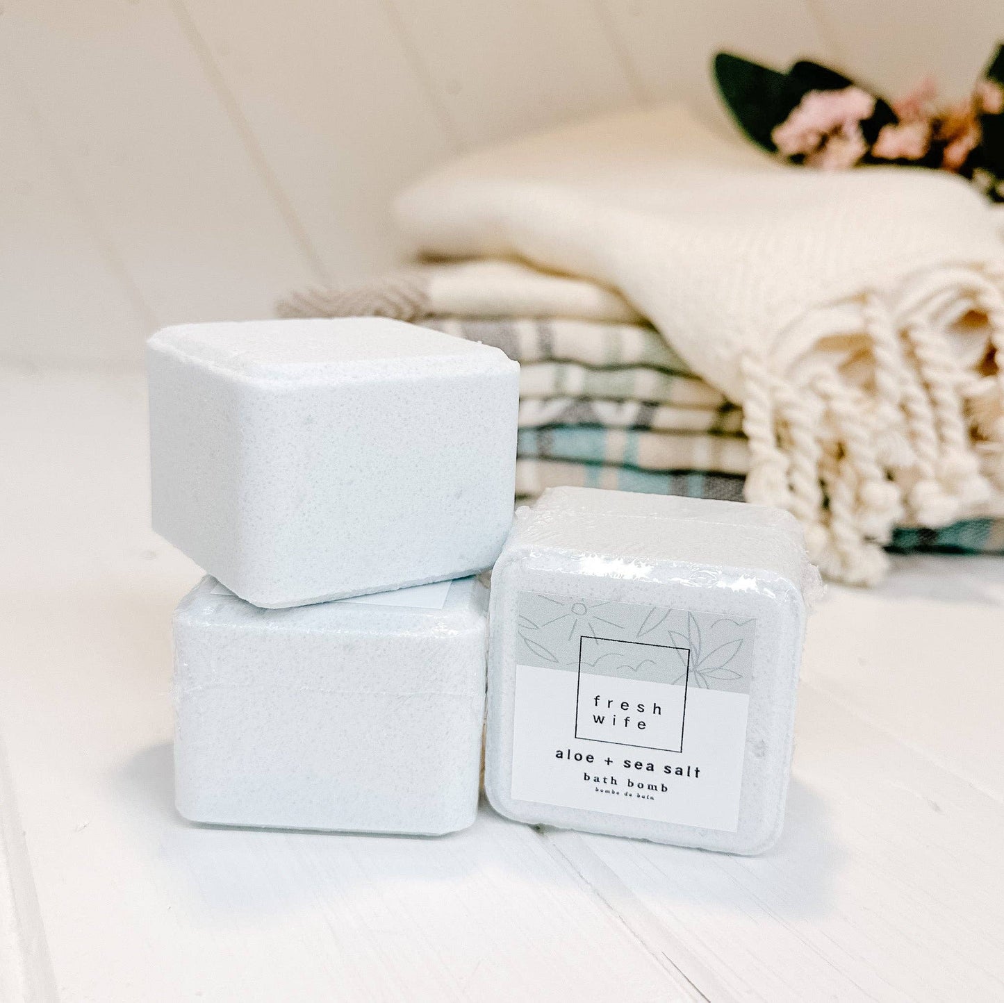 Aloe & Sea Salt Bath Bomb